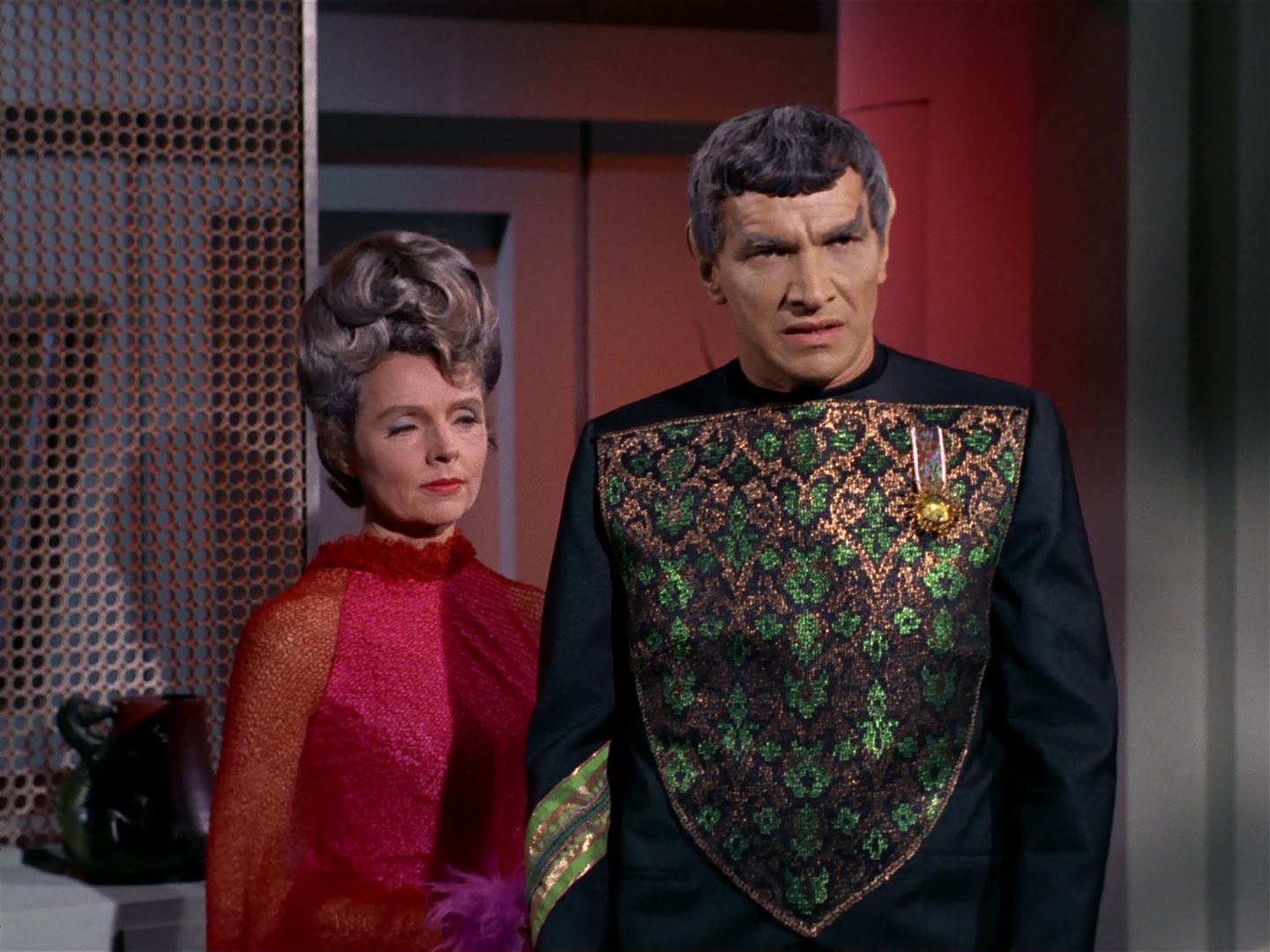 ariane179254_StarTrek_2x10_TheJourneyToBabel_1373.jpg