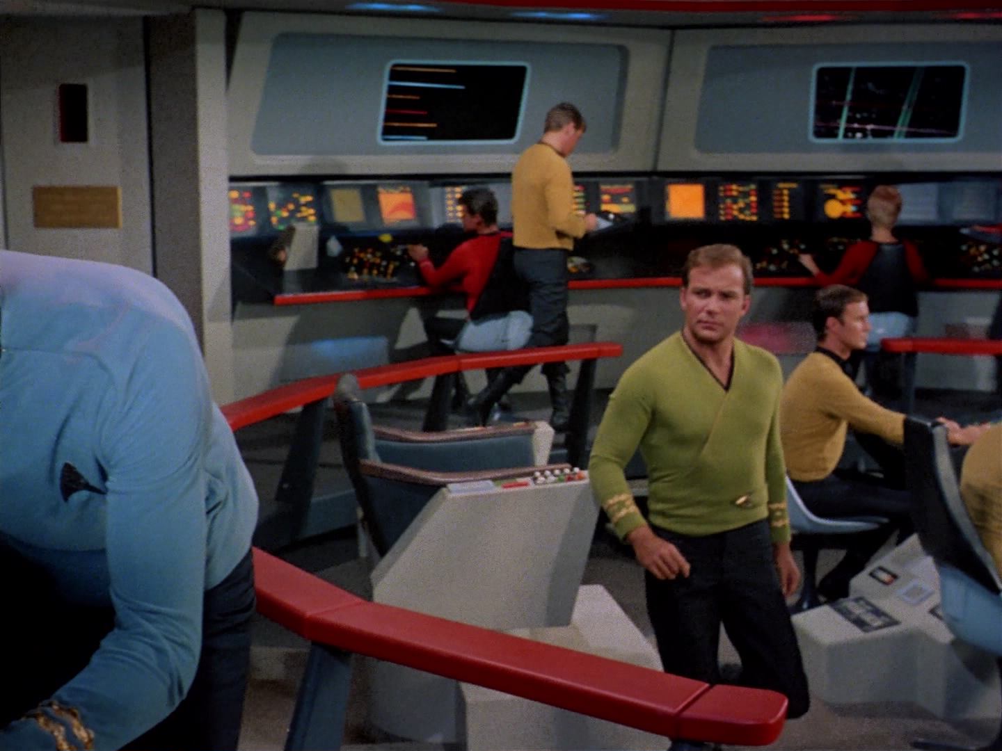 ariane179254_StarTrek_2x10_TheJourneyToBabel_1411.jpg