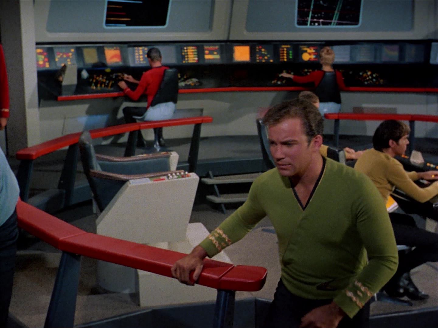 ariane179254_StarTrek_2x10_TheJourneyToBabel_1416.jpg