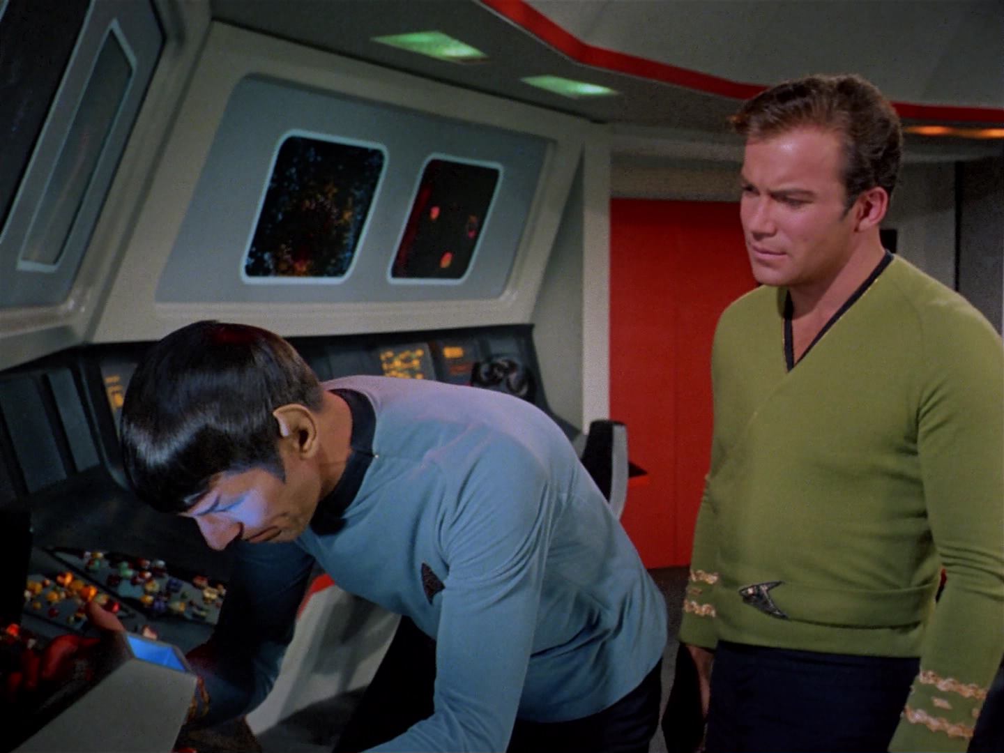 ariane179254_StarTrek_2x10_TheJourneyToBabel_1431.jpg