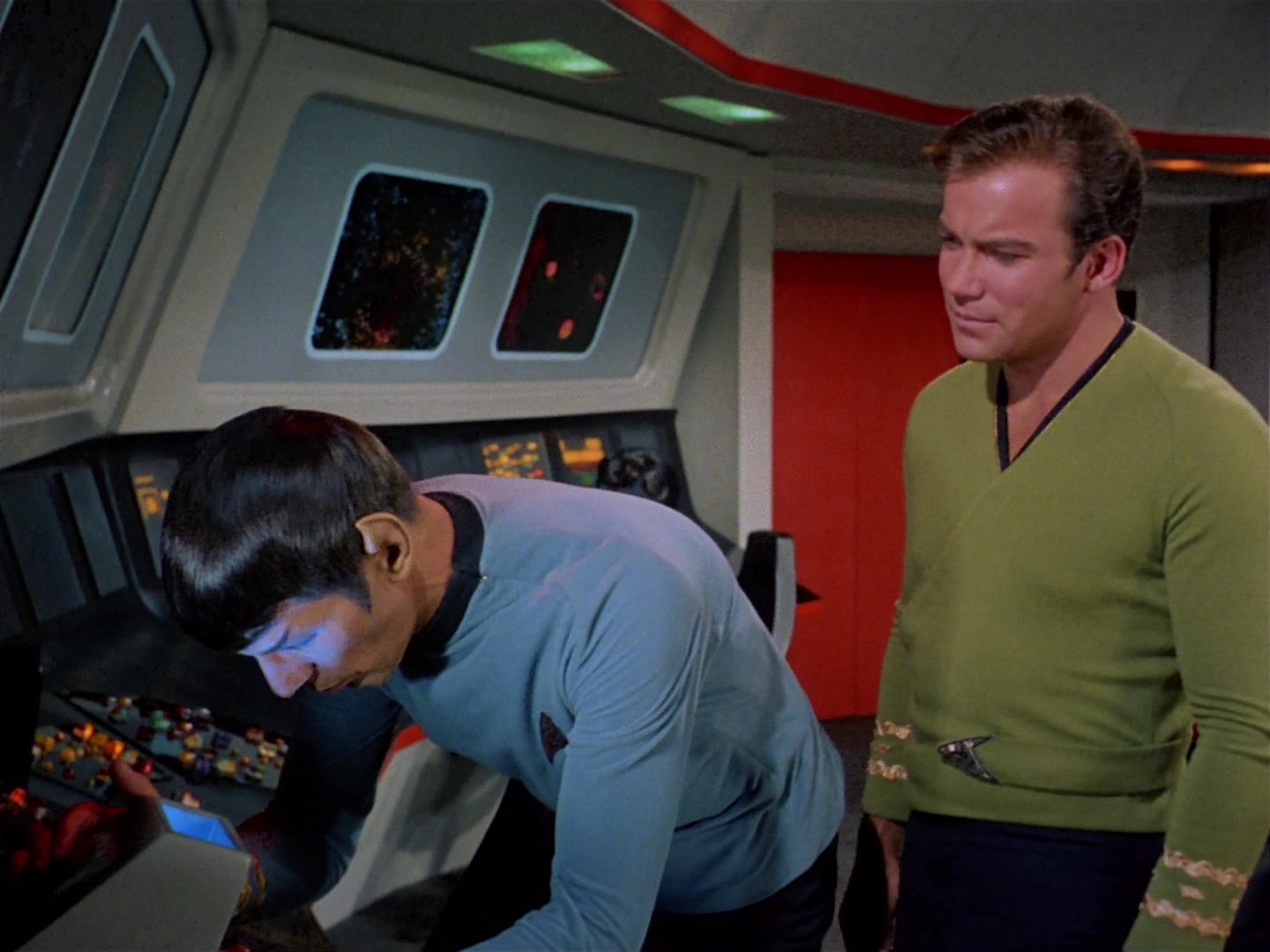 ariane179254_StarTrek_2x10_TheJourneyToBabel_1434.jpg