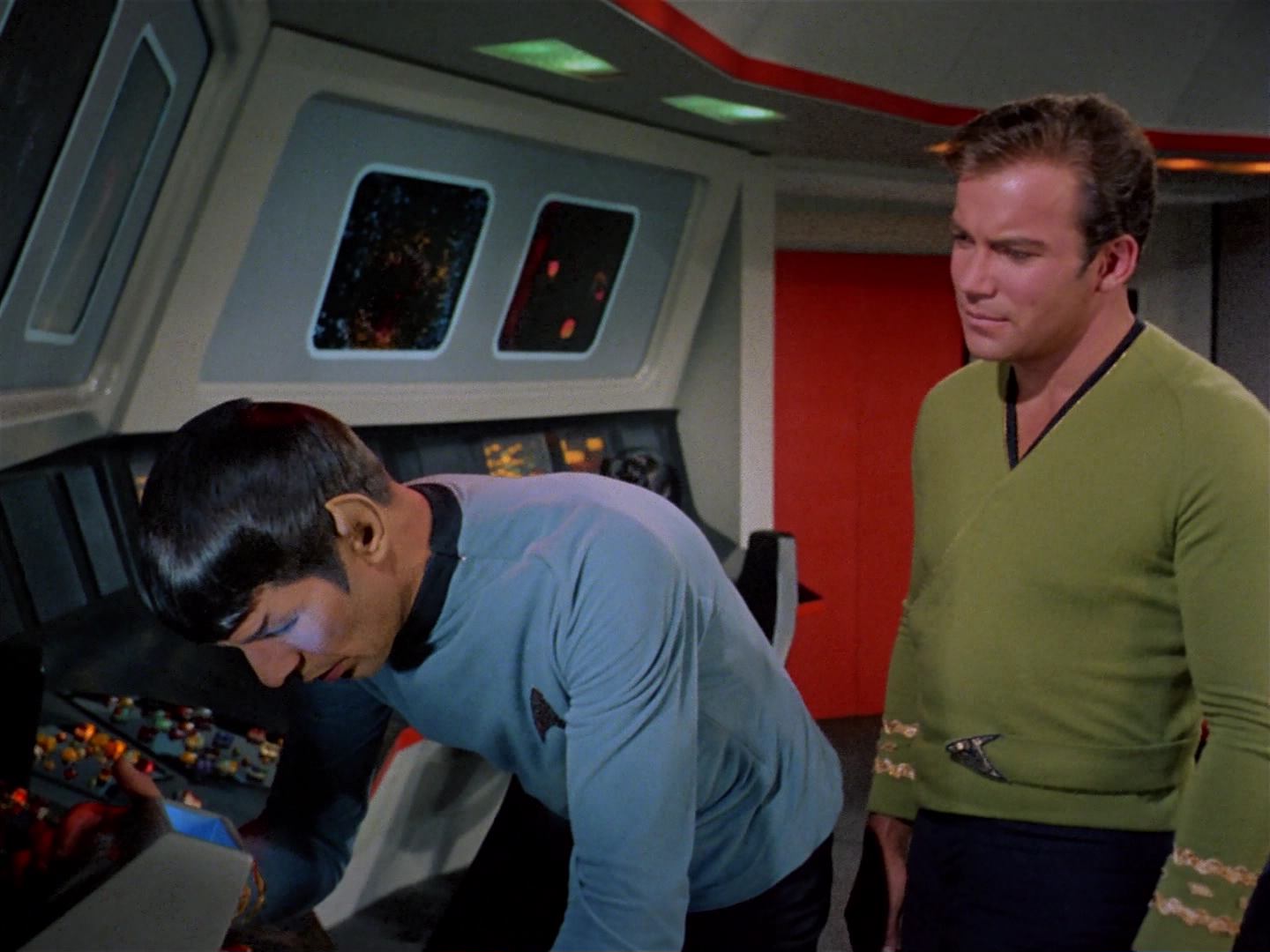 ariane179254_StarTrek_2x10_TheJourneyToBabel_1435.jpg