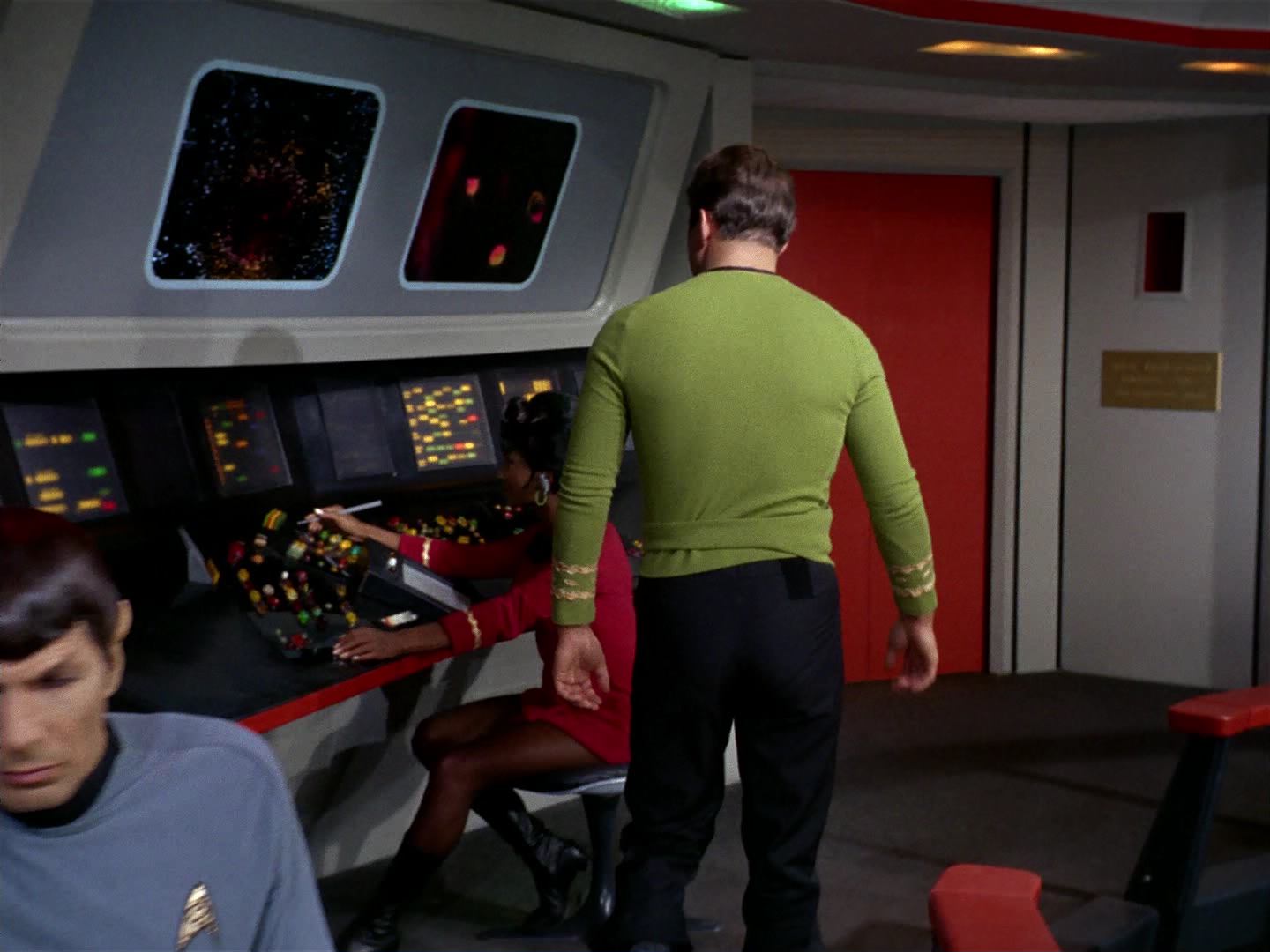 ariane179254_StarTrek_2x10_TheJourneyToBabel_1475.jpg