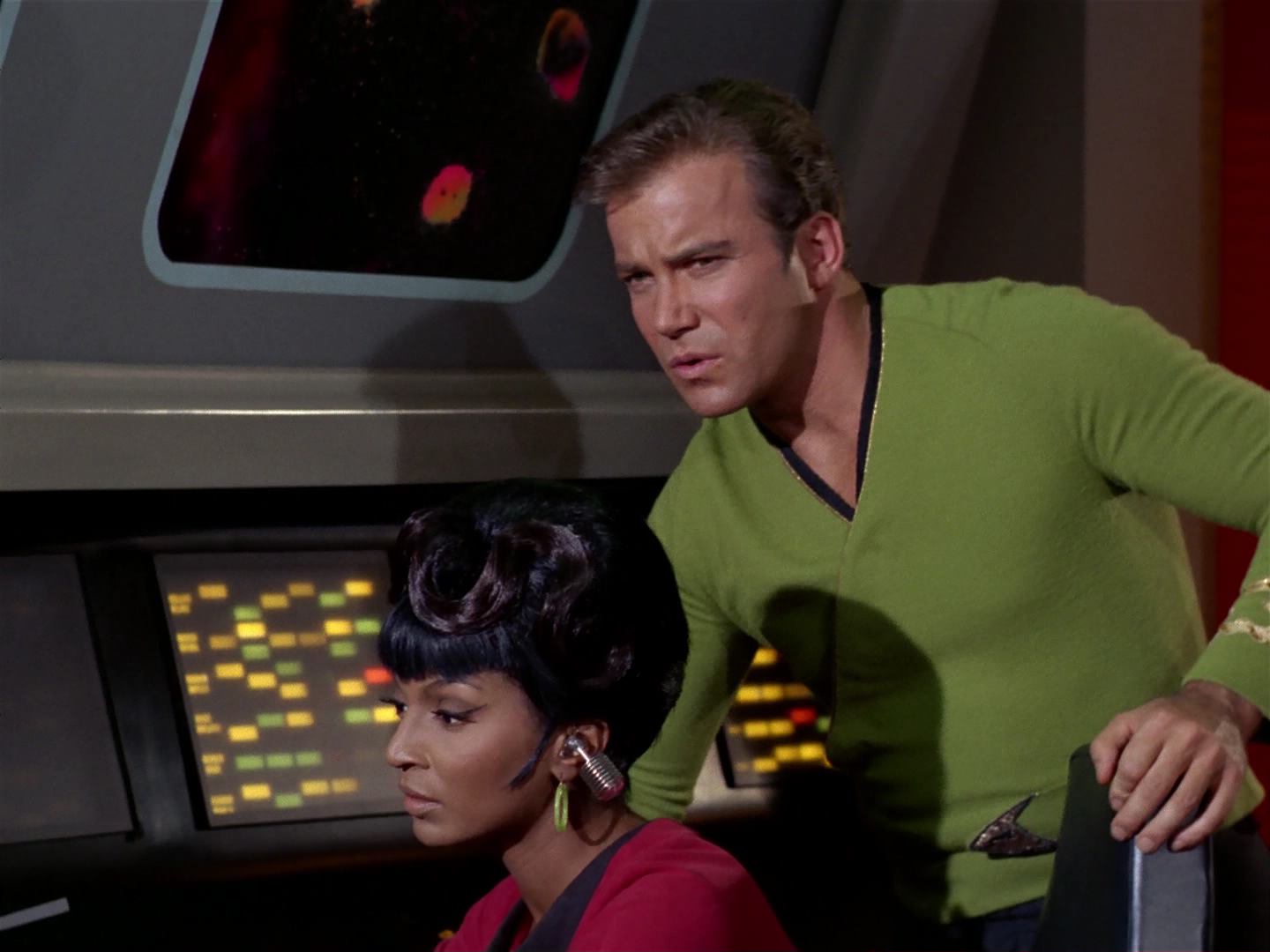 ariane179254_StarTrek_2x10_TheJourneyToBabel_1489.jpg