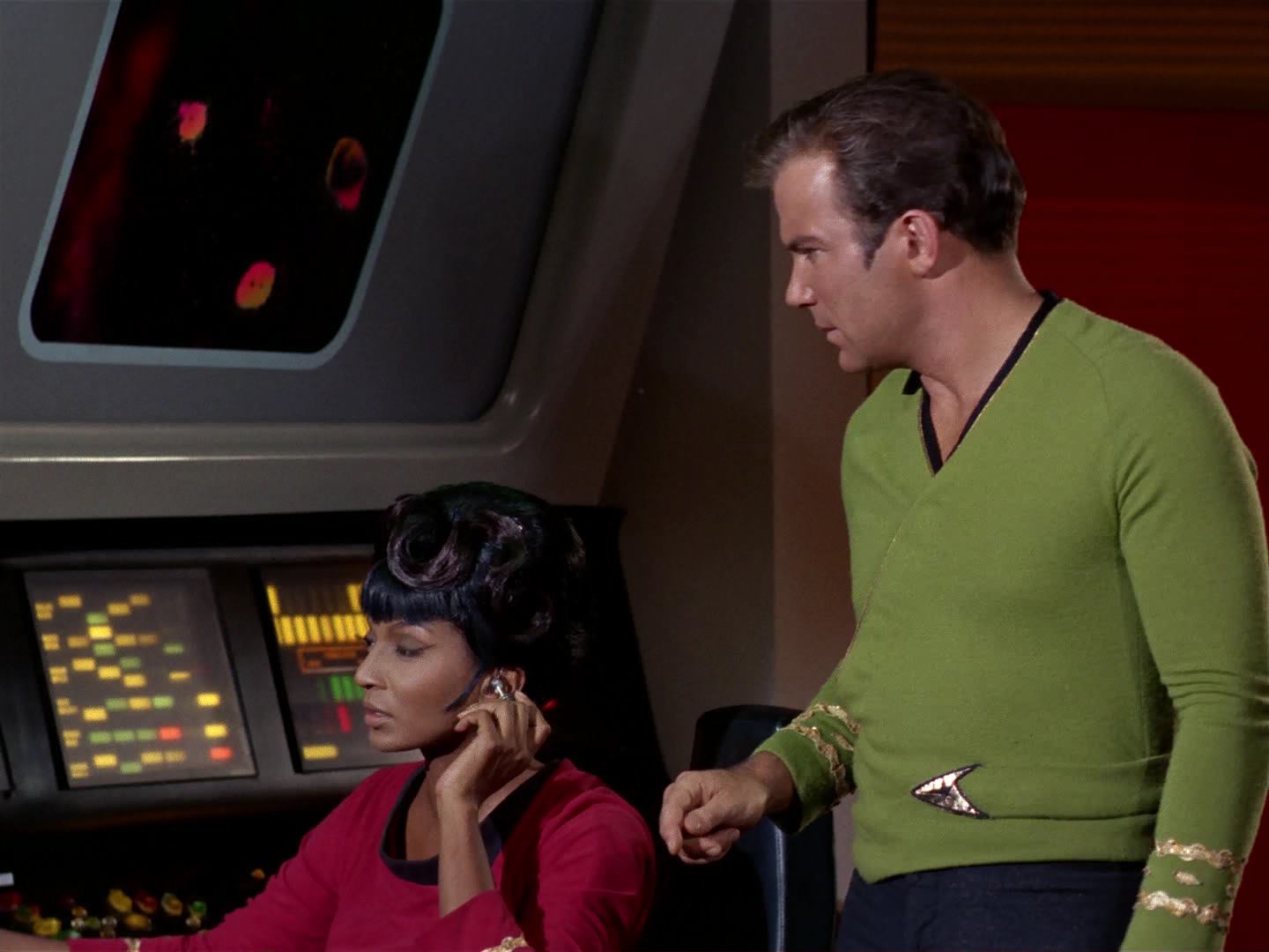 ariane179254_StarTrek_2x10_TheJourneyToBabel_1499.jpg