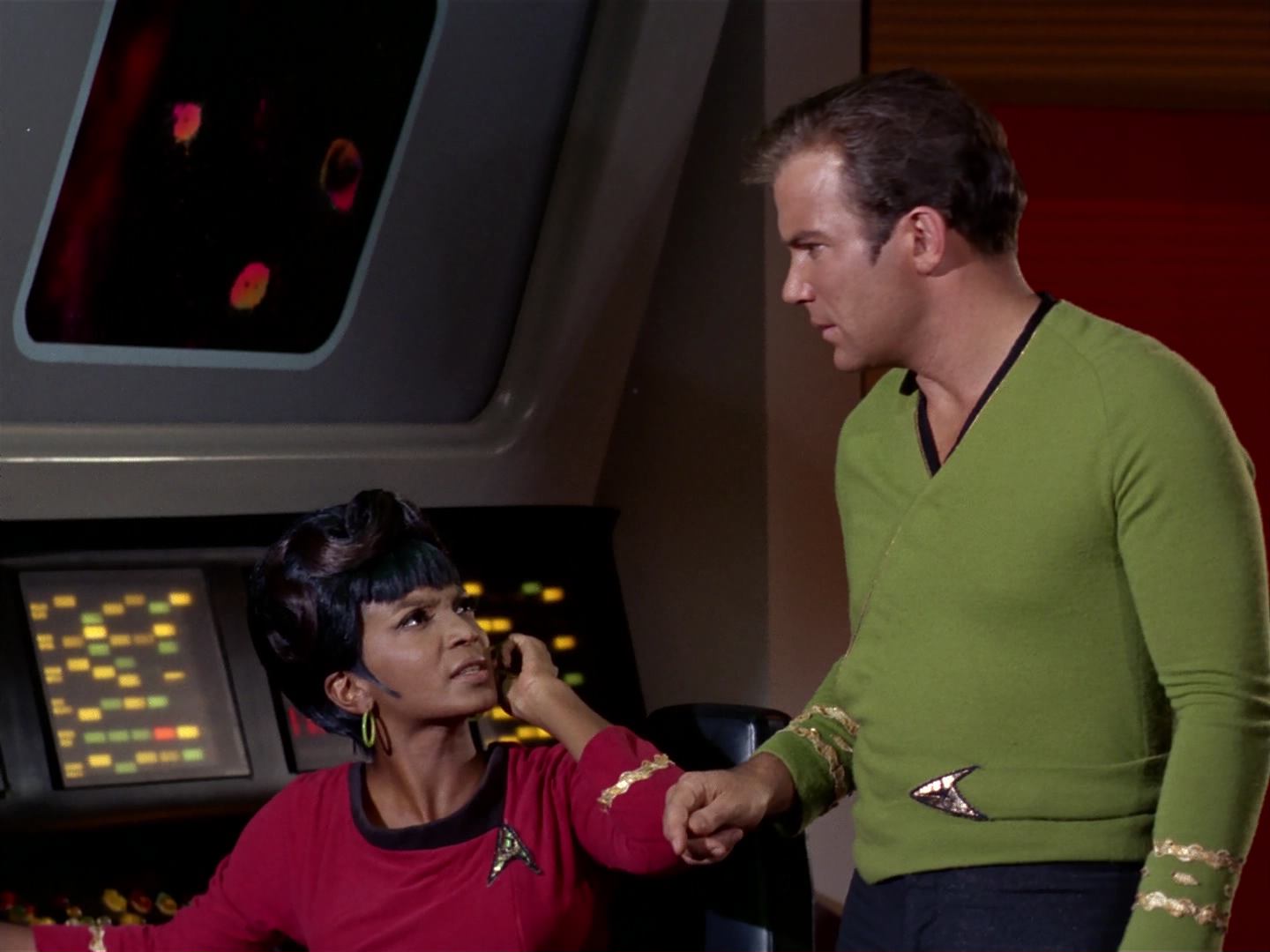 ariane179254_StarTrek_2x10_TheJourneyToBabel_1502.jpg