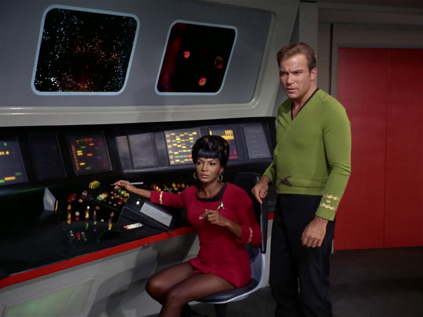 ariane179254_StarTrek_2x10_TheJourneyToBabel_1510.jpg