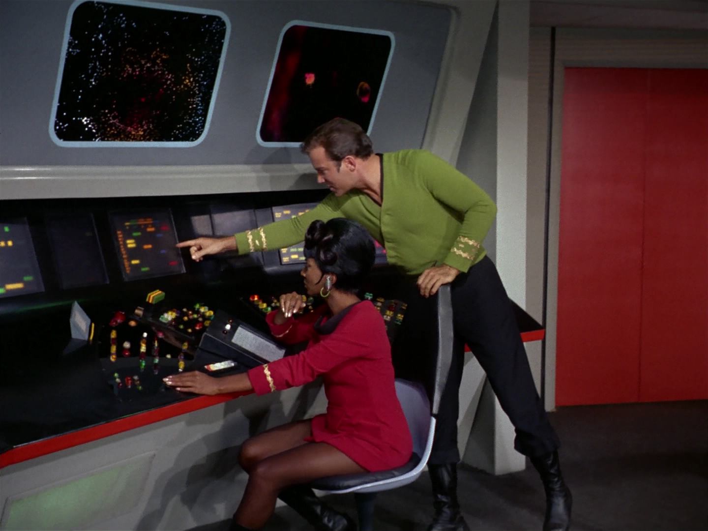 ariane179254_StarTrek_2x10_TheJourneyToBabel_1545.jpg