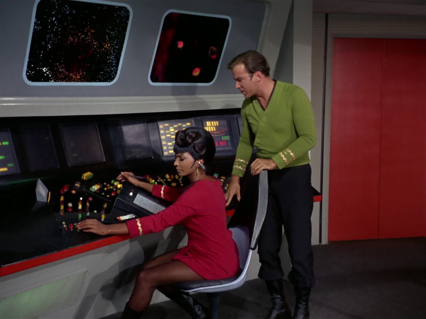 ariane179254_StarTrek_2x10_TheJourneyToBabel_1550.jpg