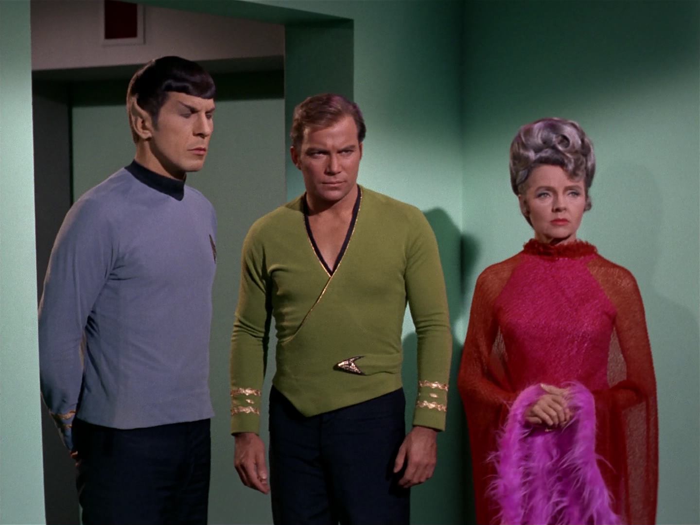 ariane179254_StarTrek_2x10_TheJourneyToBabel_1591.jpg