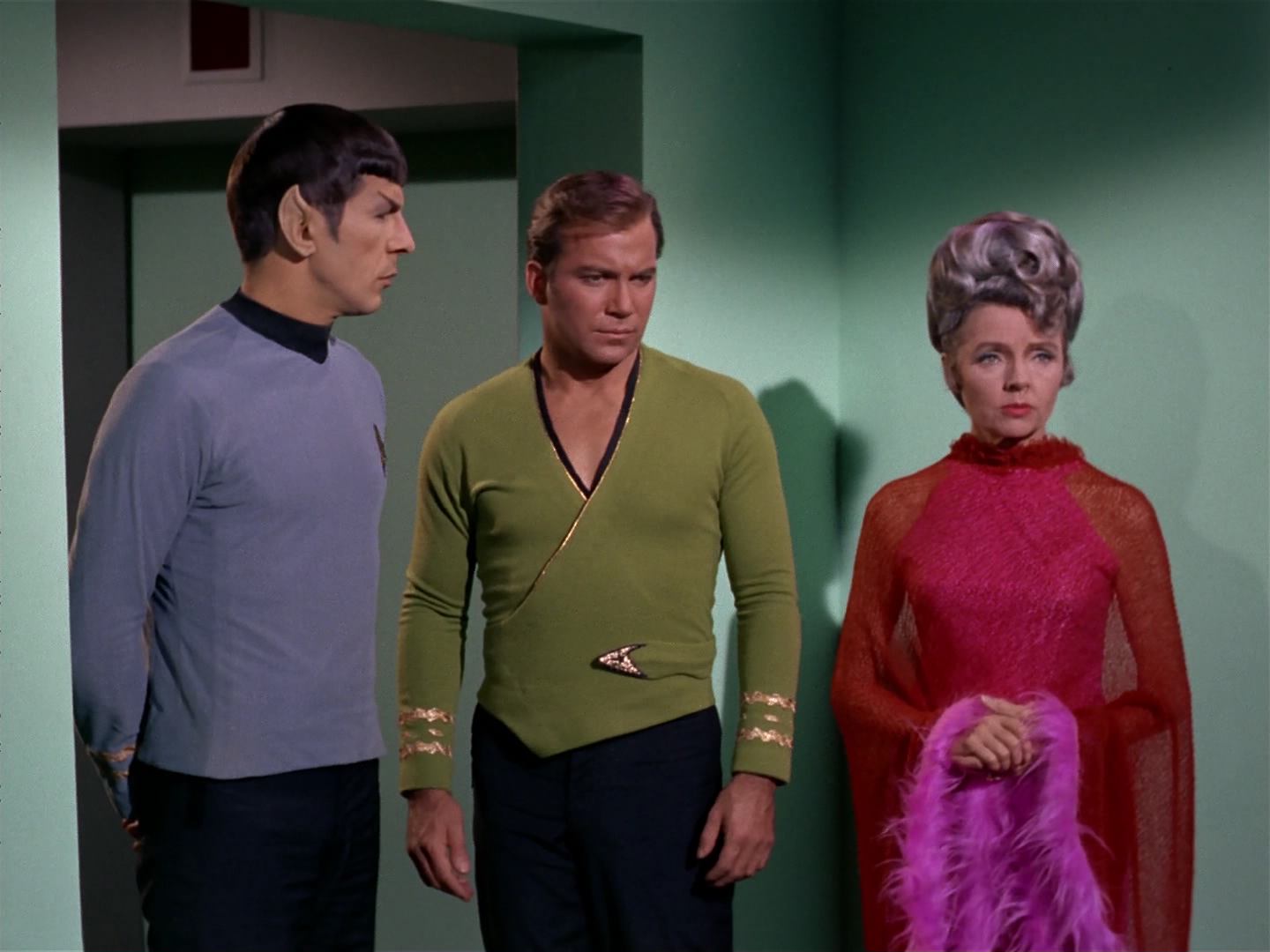 ariane179254_StarTrek_2x10_TheJourneyToBabel_1592.jpg