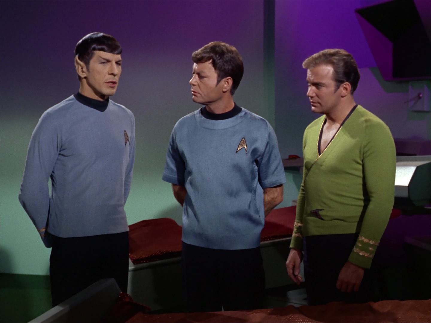 ariane179254_StarTrek_2x10_TheJourneyToBabel_1698.jpg