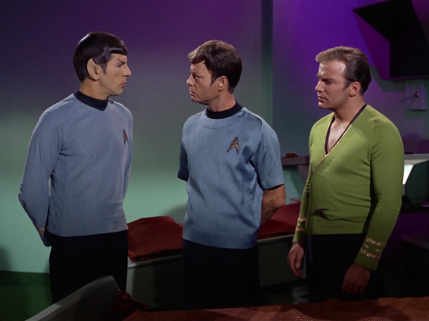 ariane179254_StarTrek_2x10_TheJourneyToBabel_1715.jpg