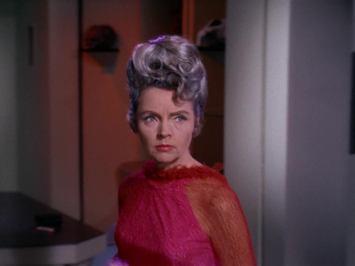 ariane179254_StarTrek_2x10_TheJourneyToBabel_1786.jpg