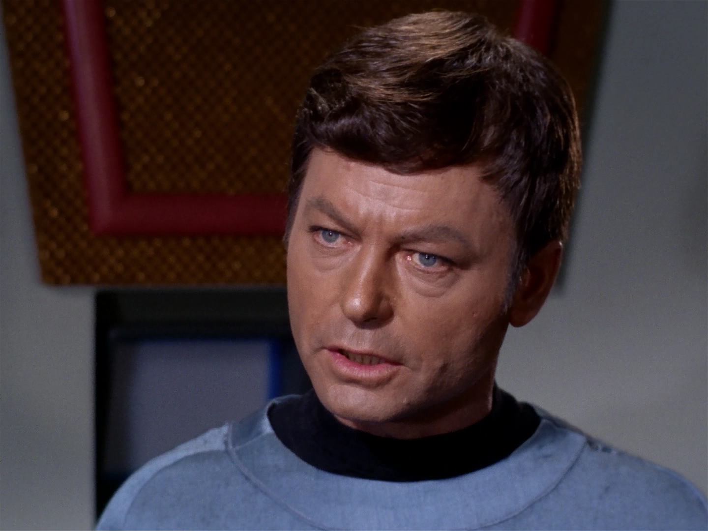 ariane179254_StarTrek_2x10_TheJourneyToBabel_1795.jpg