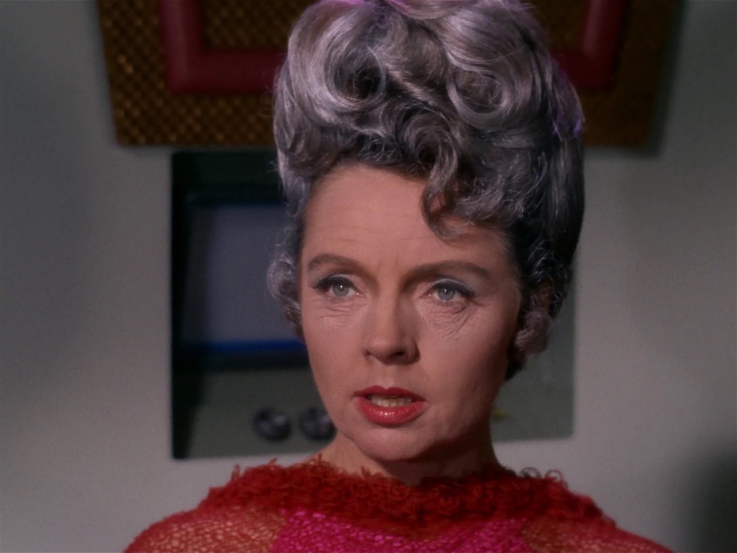 ariane179254_StarTrek_2x10_TheJourneyToBabel_1882.jpg
