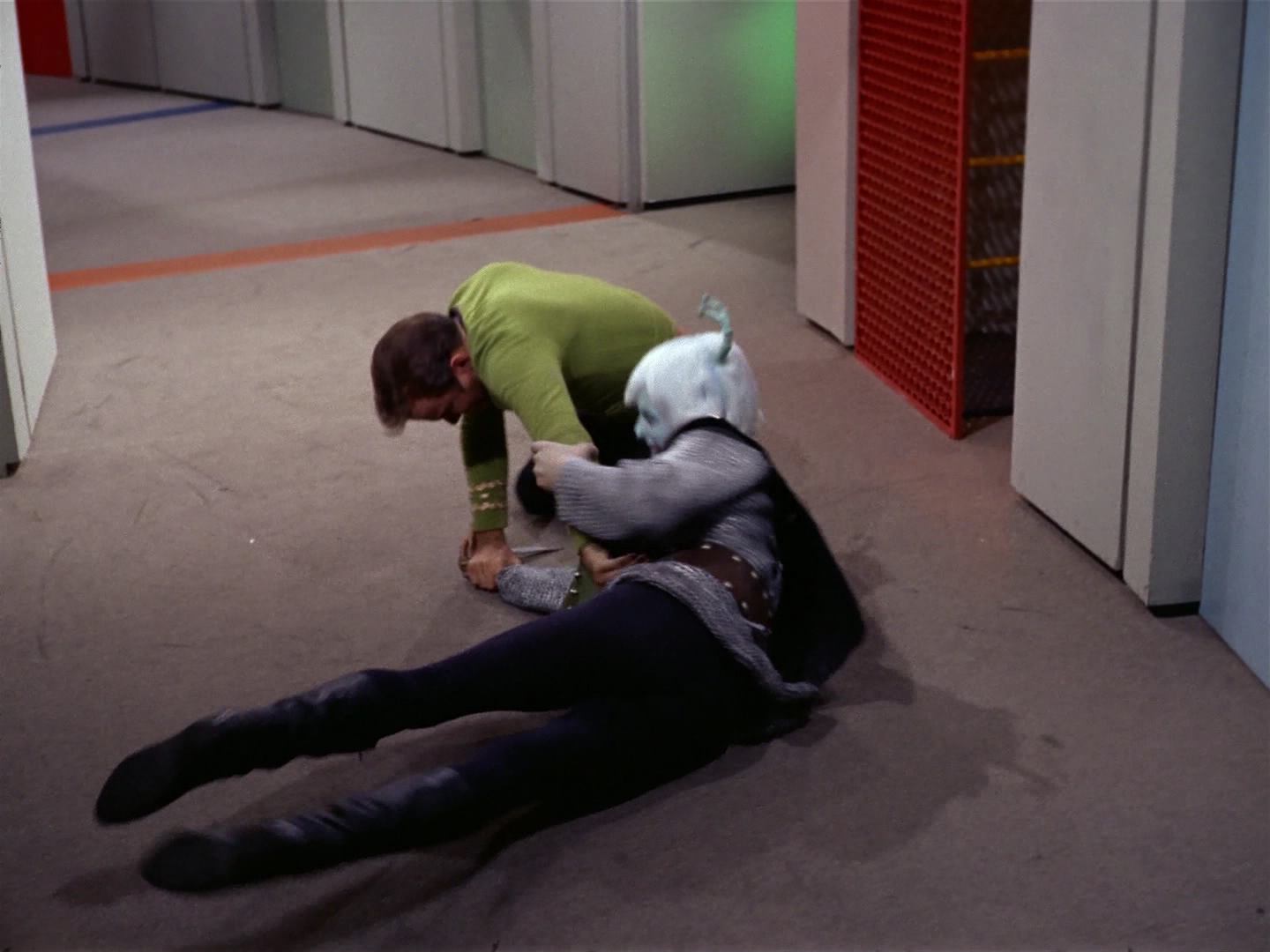 ariane179254_StarTrek_2x10_TheJourneyToBabel_1937.jpg