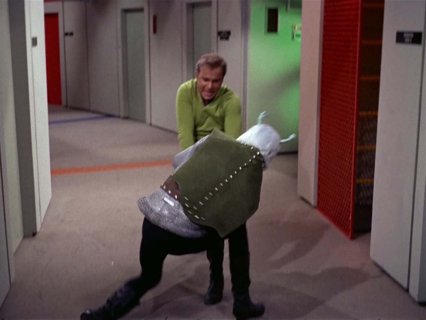 ariane179254_StarTrek_2x10_TheJourneyToBabel_1939.jpg
