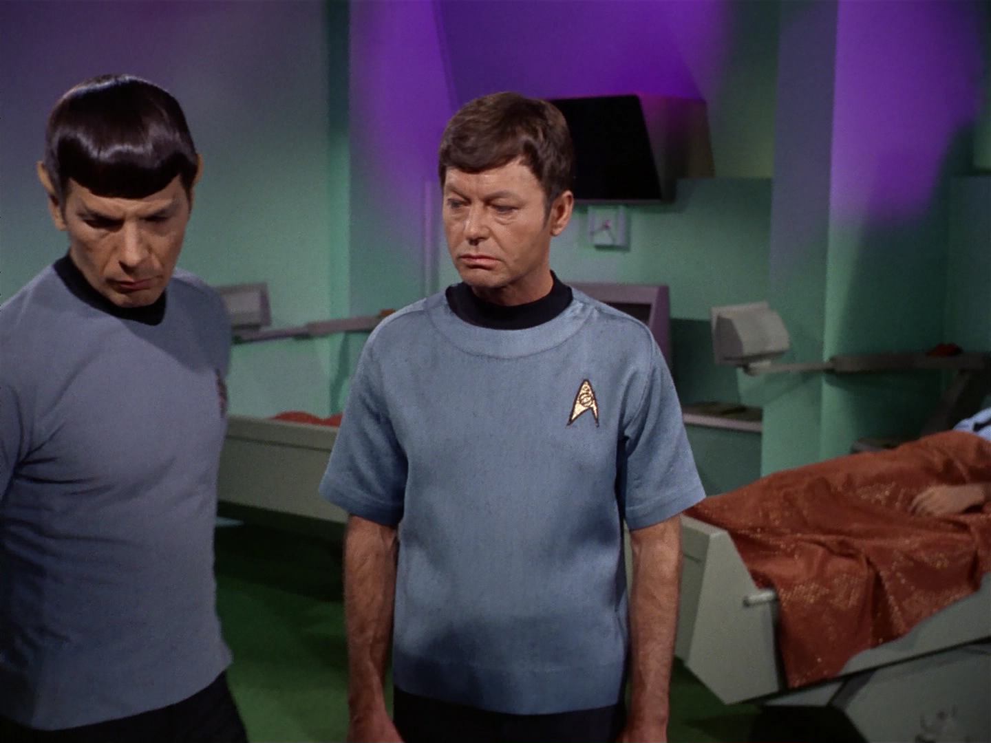 ariane179254_StarTrek_2x10_TheJourneyToBabel_2039.jpg