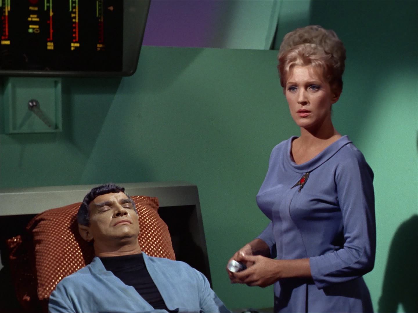 ariane179254_StarTrek_2x10_TheJourneyToBabel_2062.jpg
