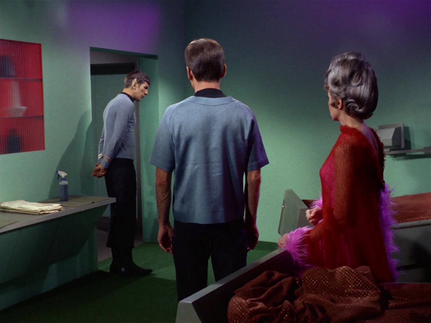 ariane179254_StarTrek_2x10_TheJourneyToBabel_2091.jpg