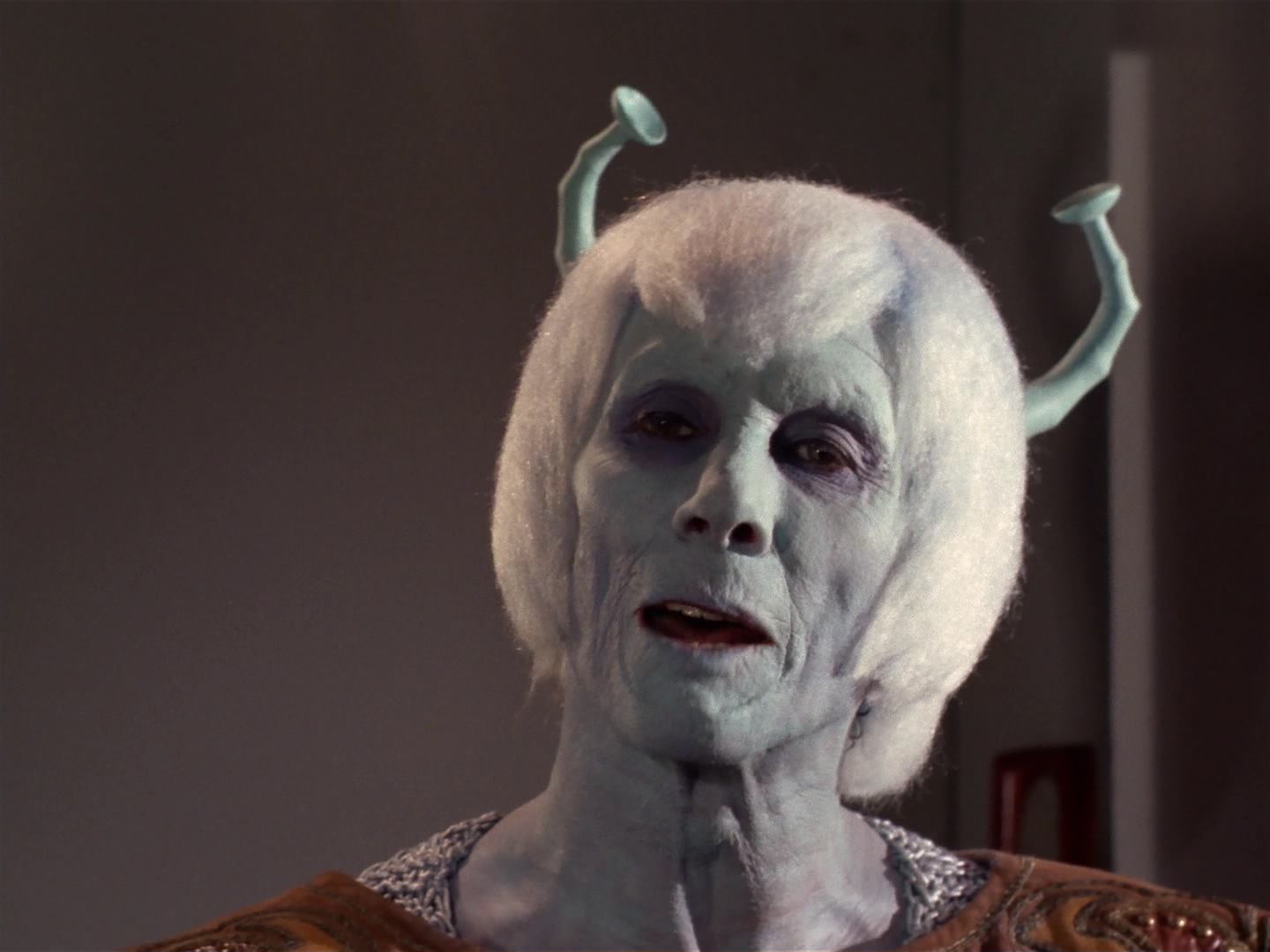 ariane179254_StarTrek_2x10_TheJourneyToBabel_2139.jpg