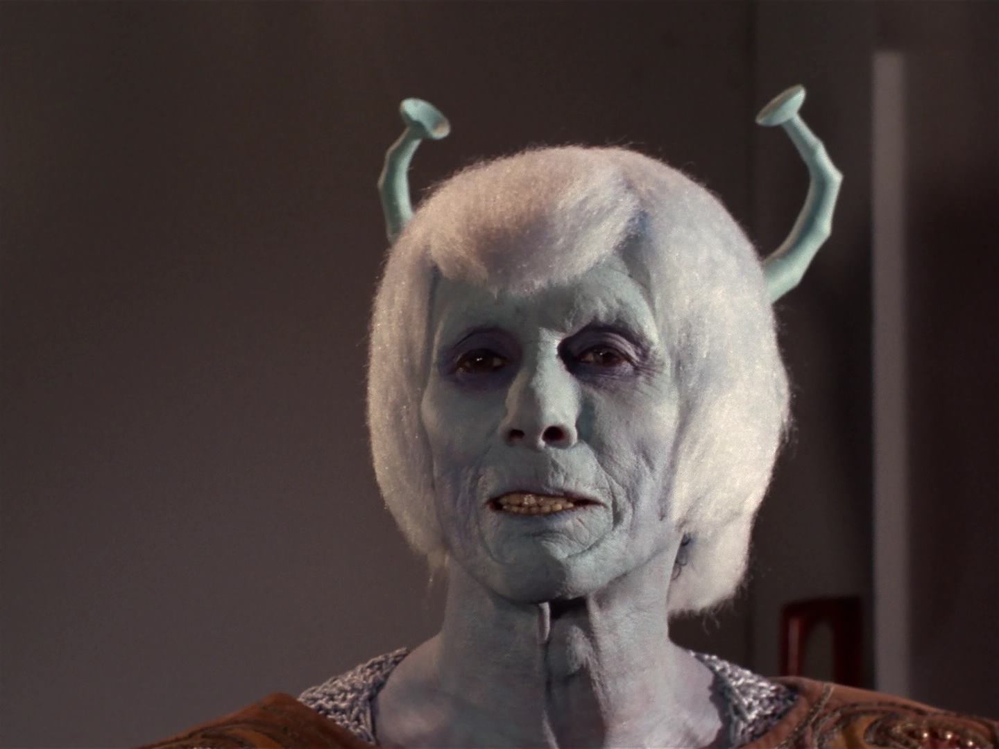 ariane179254_StarTrek_2x10_TheJourneyToBabel_2157.jpg