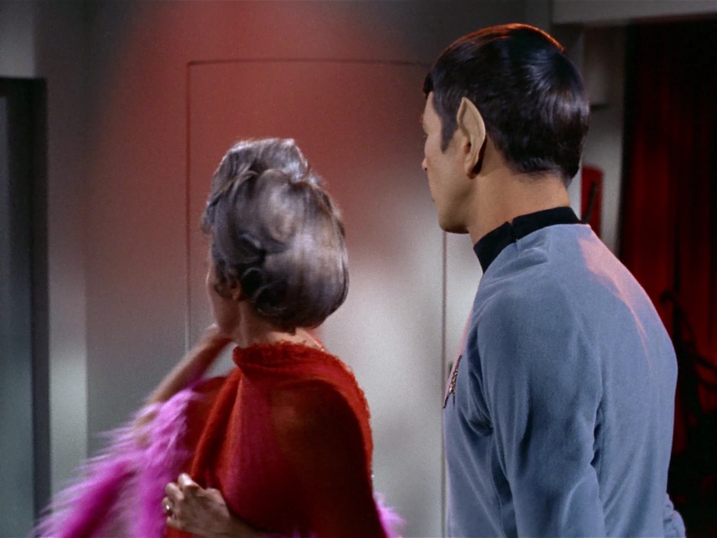 ariane179254_StarTrek_2x10_TheJourneyToBabel_2273.jpg