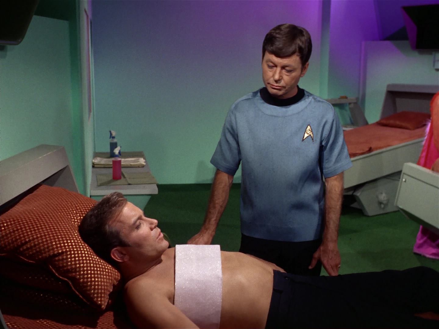 ariane179254_StarTrek_2x10_TheJourneyToBabel_2461.jpg