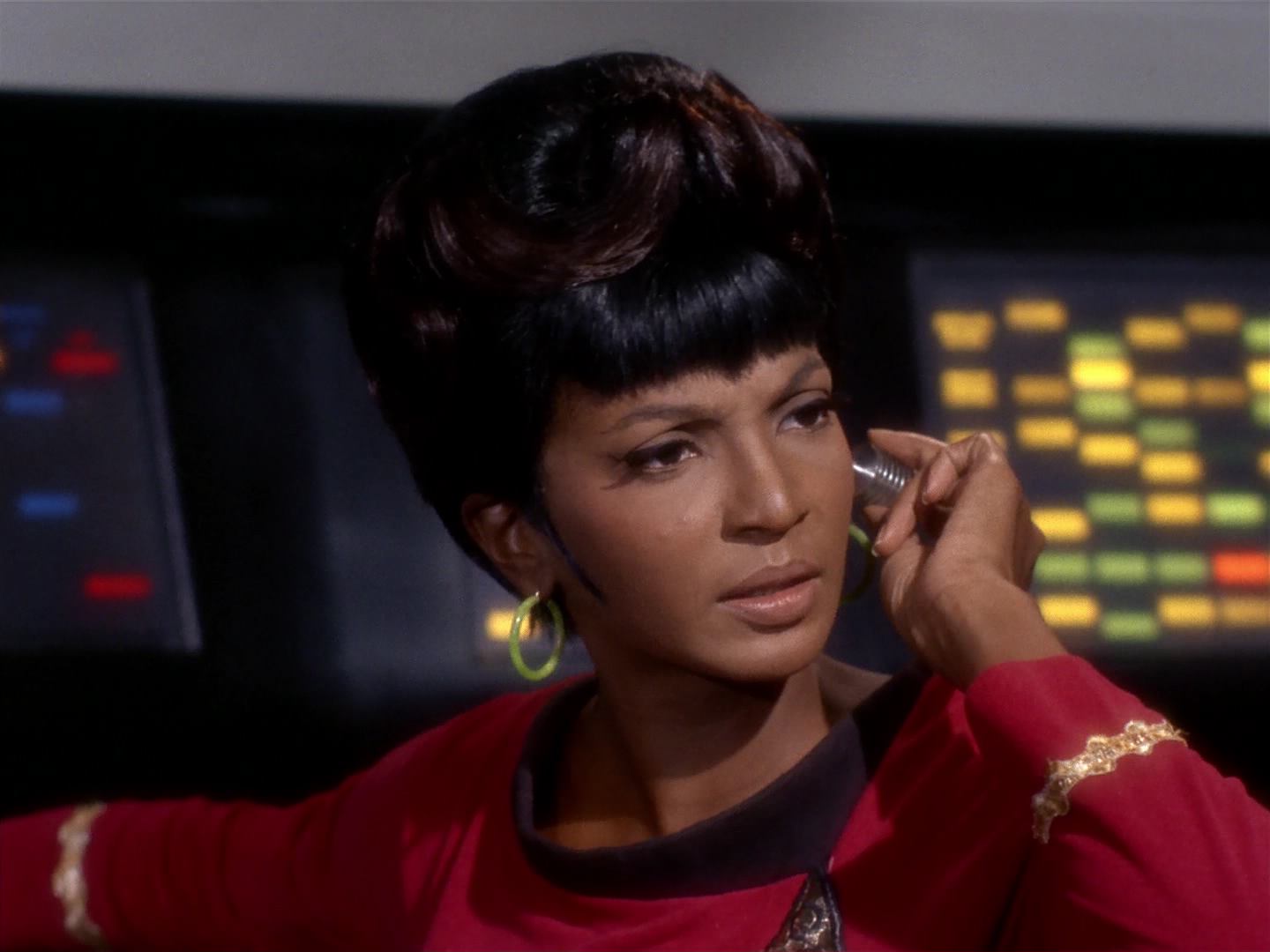 ariane179254_StarTrek_2x10_TheJourneyToBabel_2580.jpg