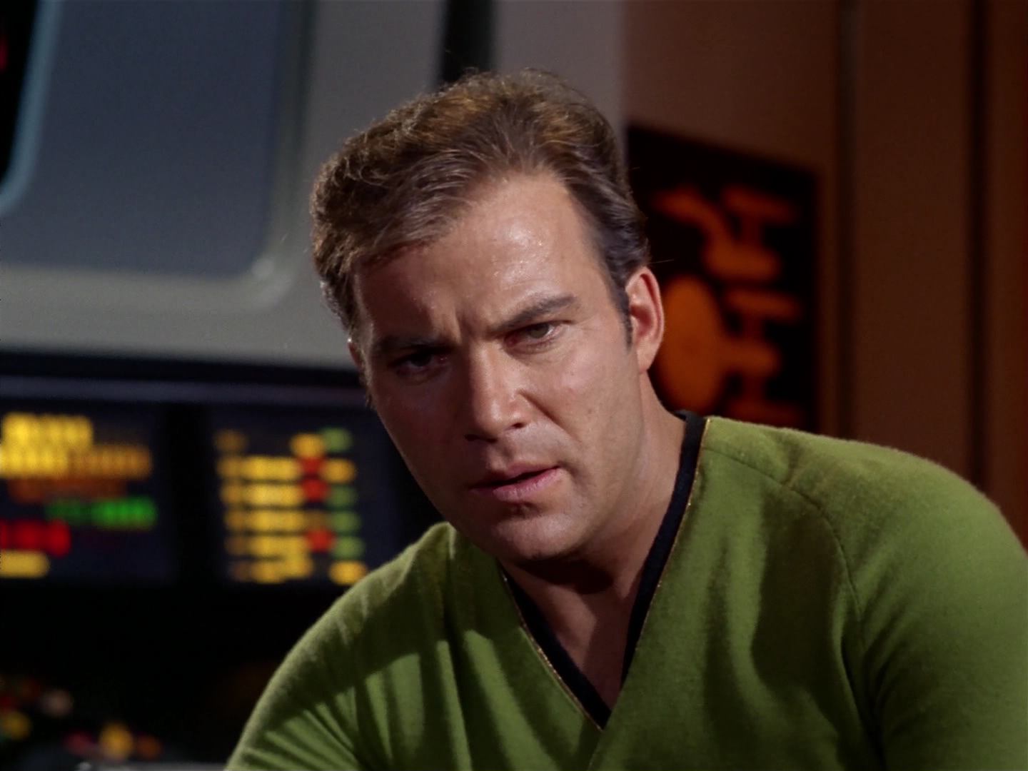 ariane179254_StarTrek_2x10_TheJourneyToBabel_2691.jpg