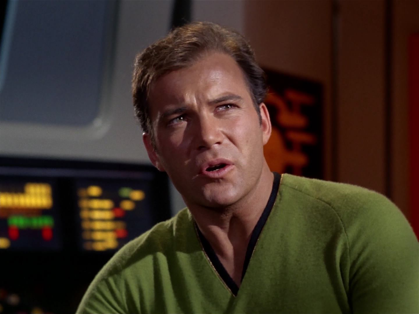 ariane179254_StarTrek_2x10_TheJourneyToBabel_2713.jpg