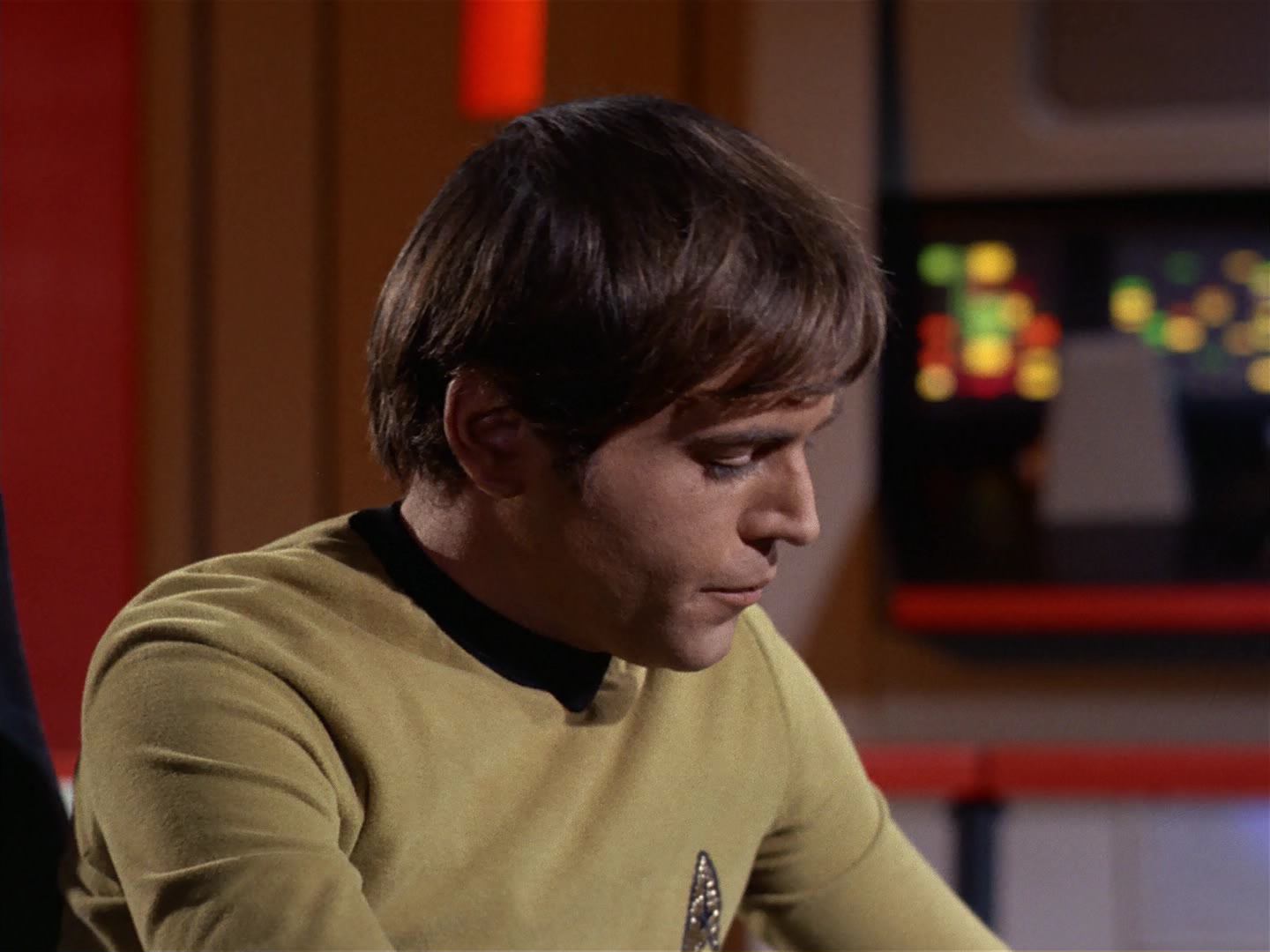 ariane179254_StarTrek_2x10_TheJourneyToBabel_2715.jpg