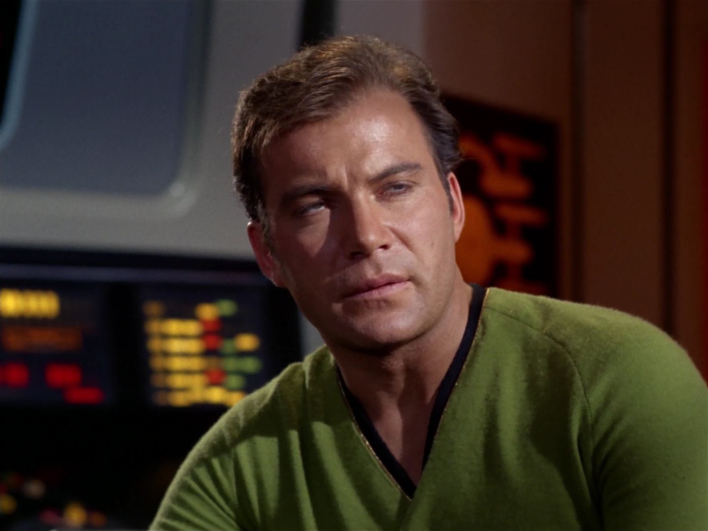 ariane179254_StarTrek_2x10_TheJourneyToBabel_2729.jpg