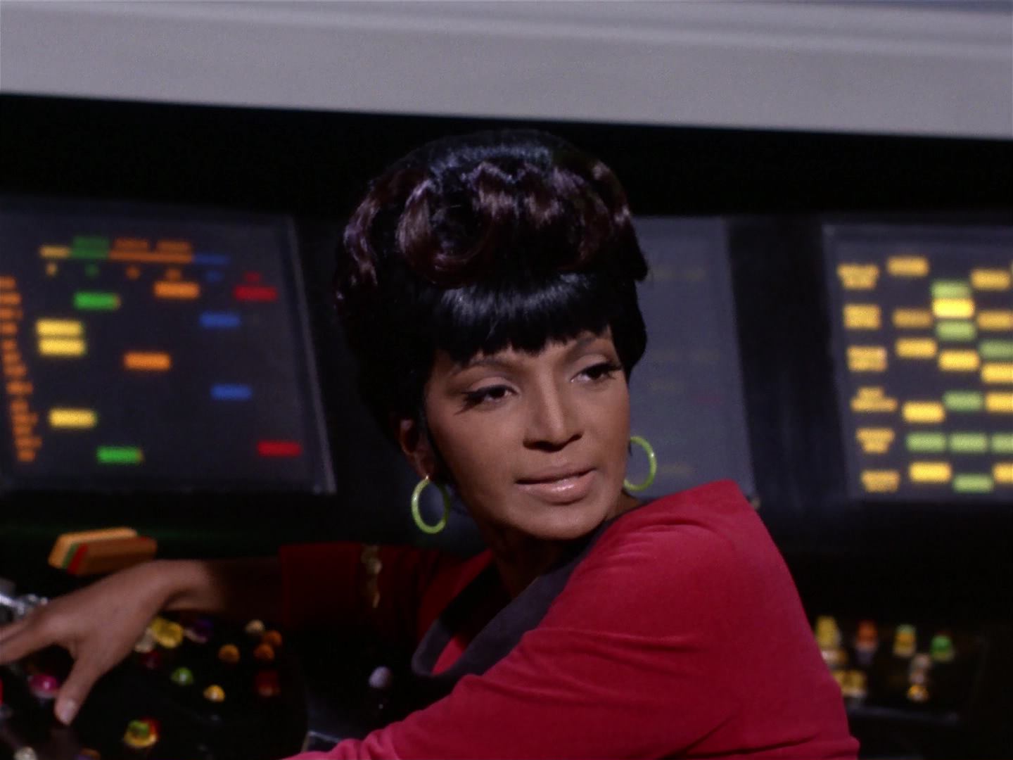 ariane179254_StarTrek_2x10_TheJourneyToBabel_2767.jpg