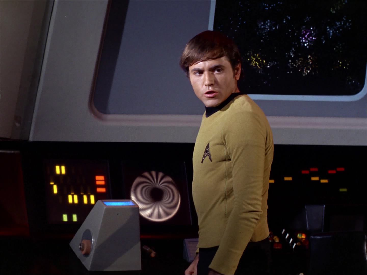 ariane179254_StarTrek_2x10_TheJourneyToBabel_2804.jpg