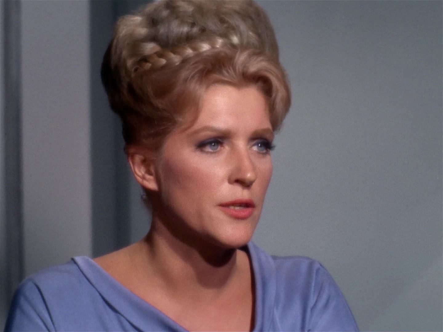 ariane179254_StarTrek_2x10_TheJourneyToBabel_2831.jpg