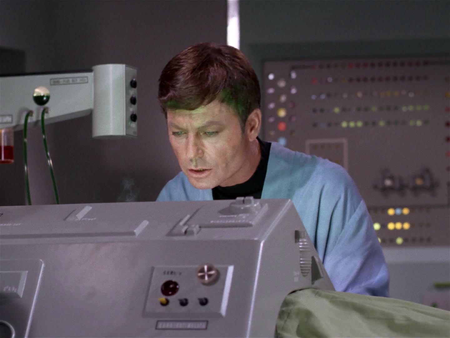 ariane179254_StarTrek_2x10_TheJourneyToBabel_2833.jpg