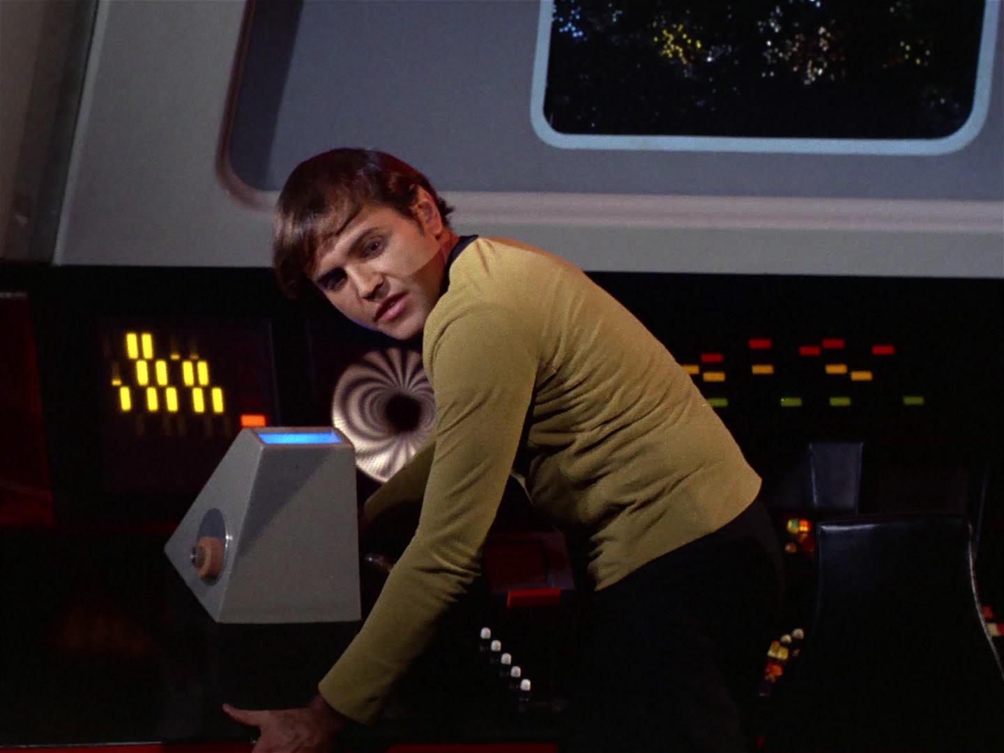 ariane179254_StarTrek_2x10_TheJourneyToBabel_2878.jpg
