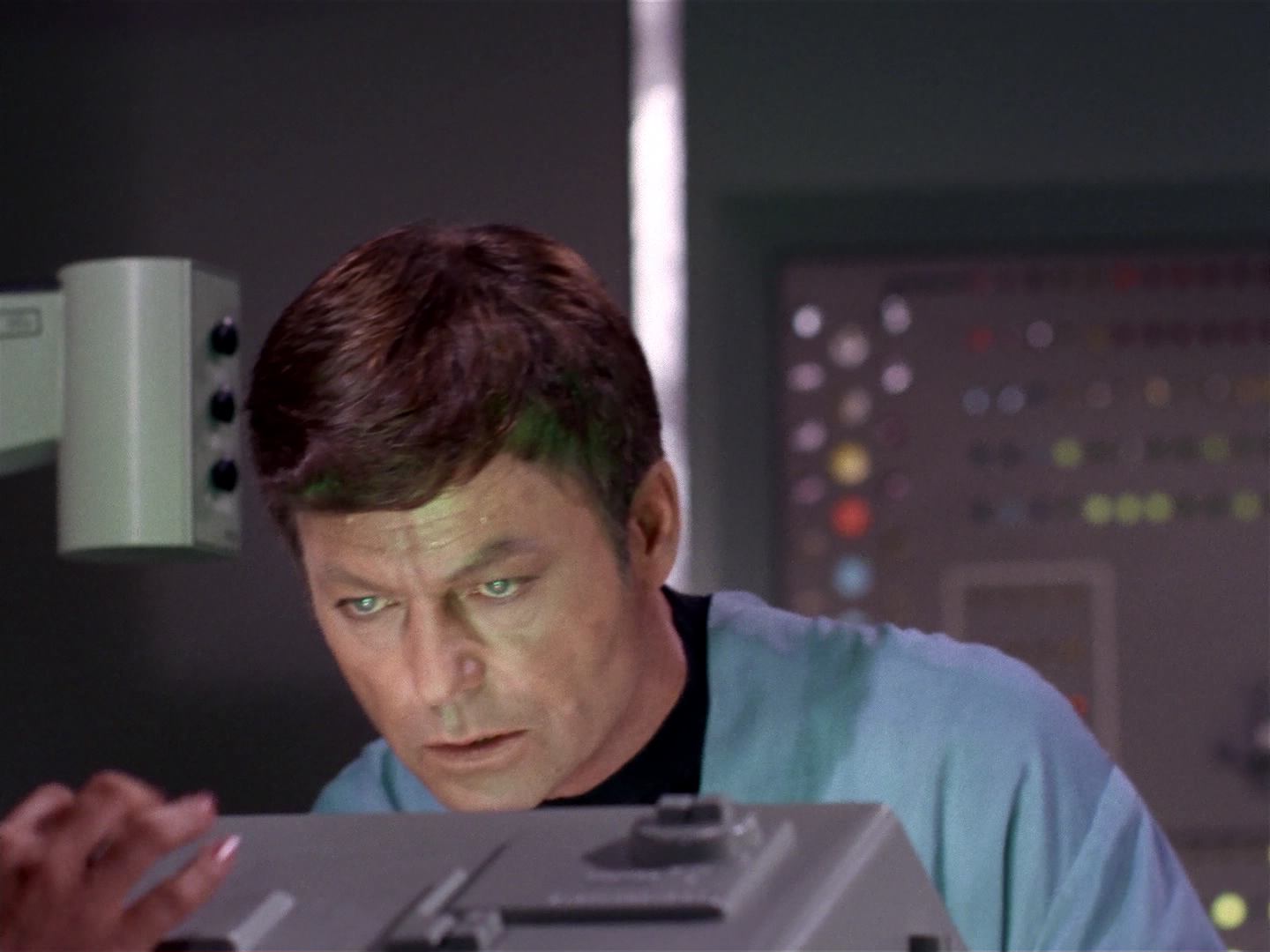 ariane179254_StarTrek_2x10_TheJourneyToBabel_2917.jpg