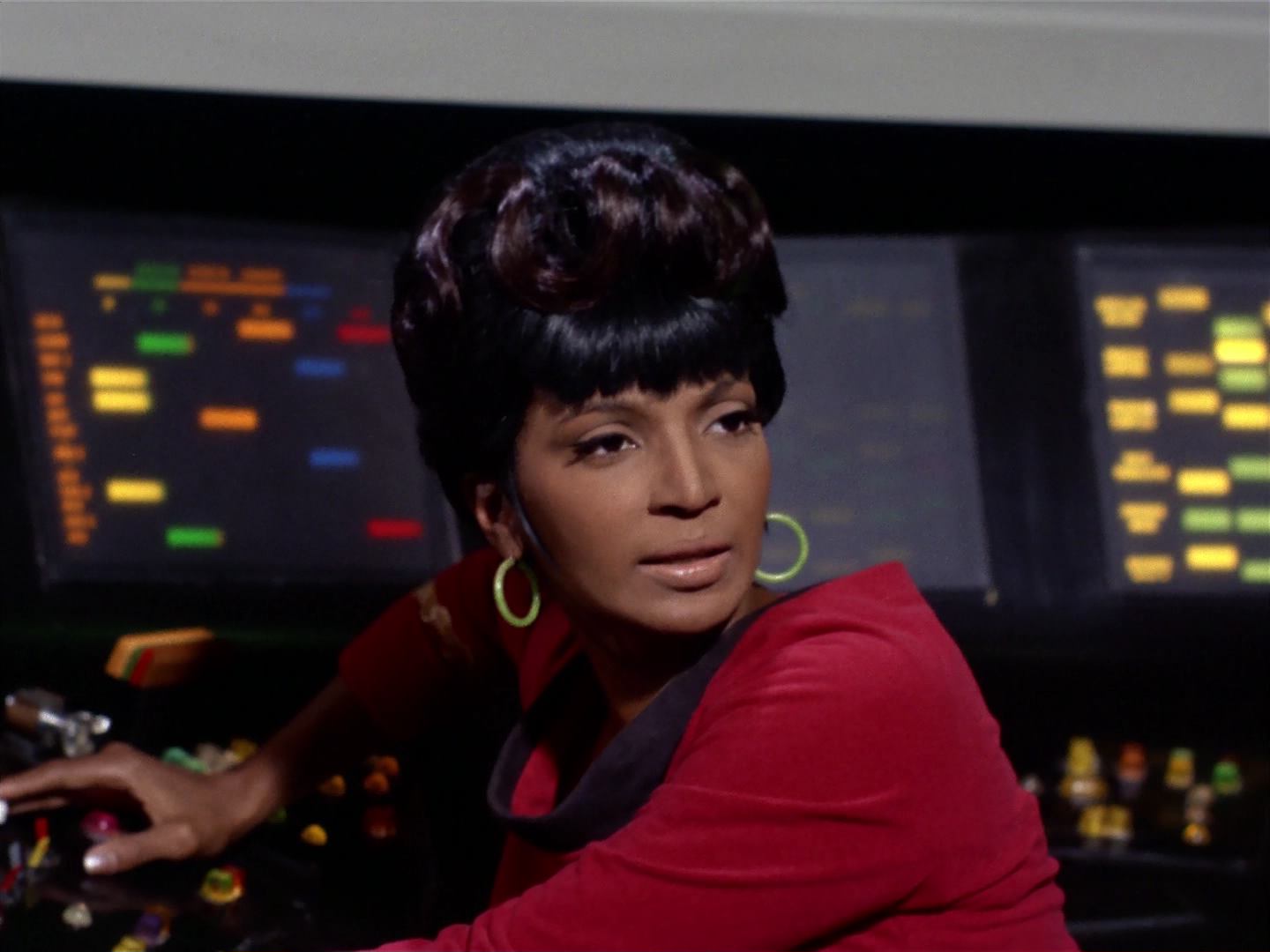 ariane179254_StarTrek_2x10_TheJourneyToBabel_2920.jpg