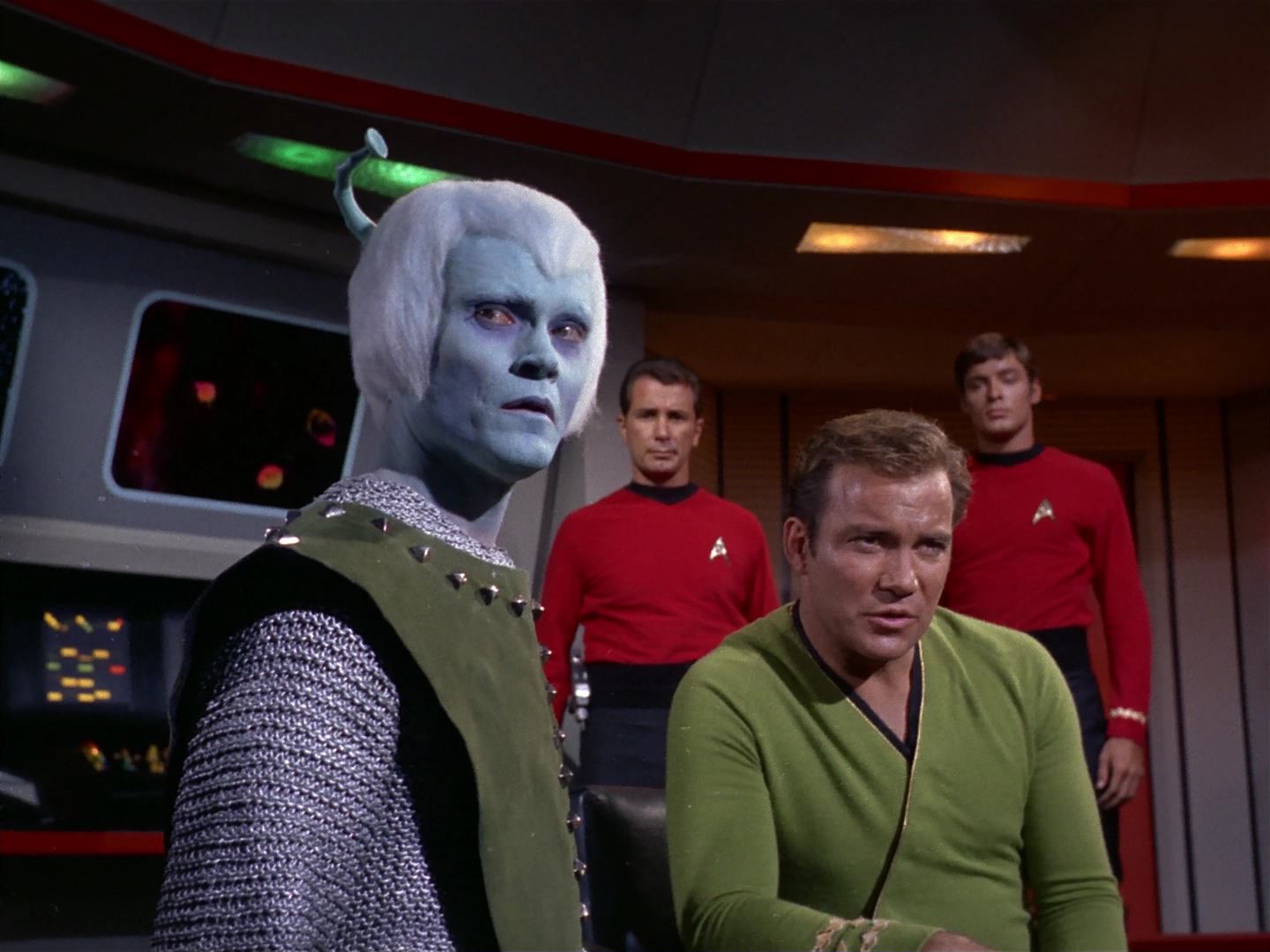 ariane179254_StarTrek_2x10_TheJourneyToBabel_2921.jpg
