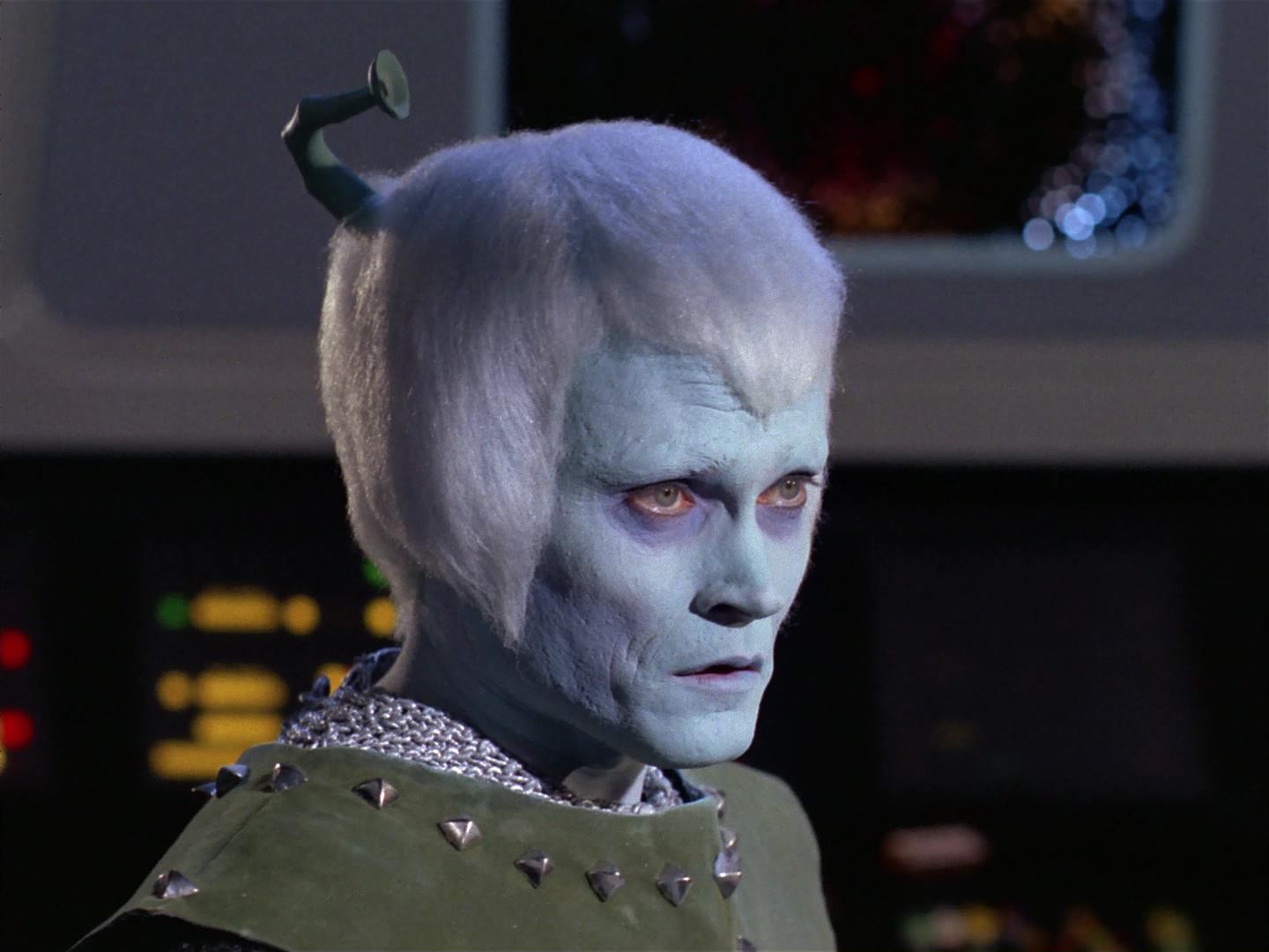 ariane179254_StarTrek_2x10_TheJourneyToBabel_2945.jpg