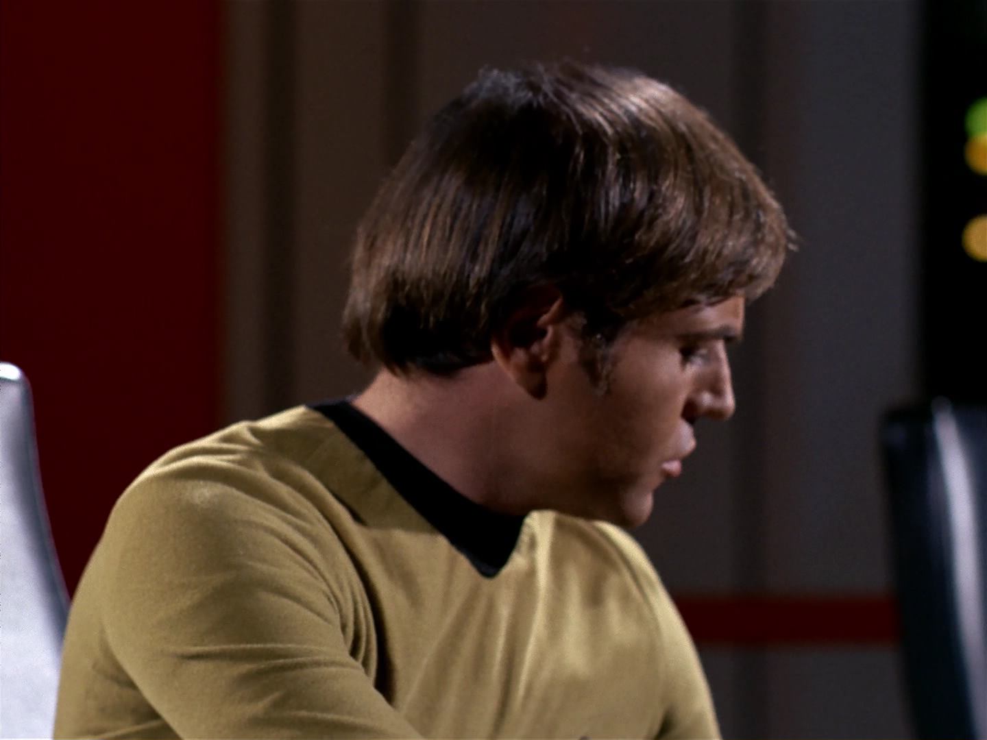 ariane179254_StarTrek_2x10_TheJourneyToBabel_3002.jpg