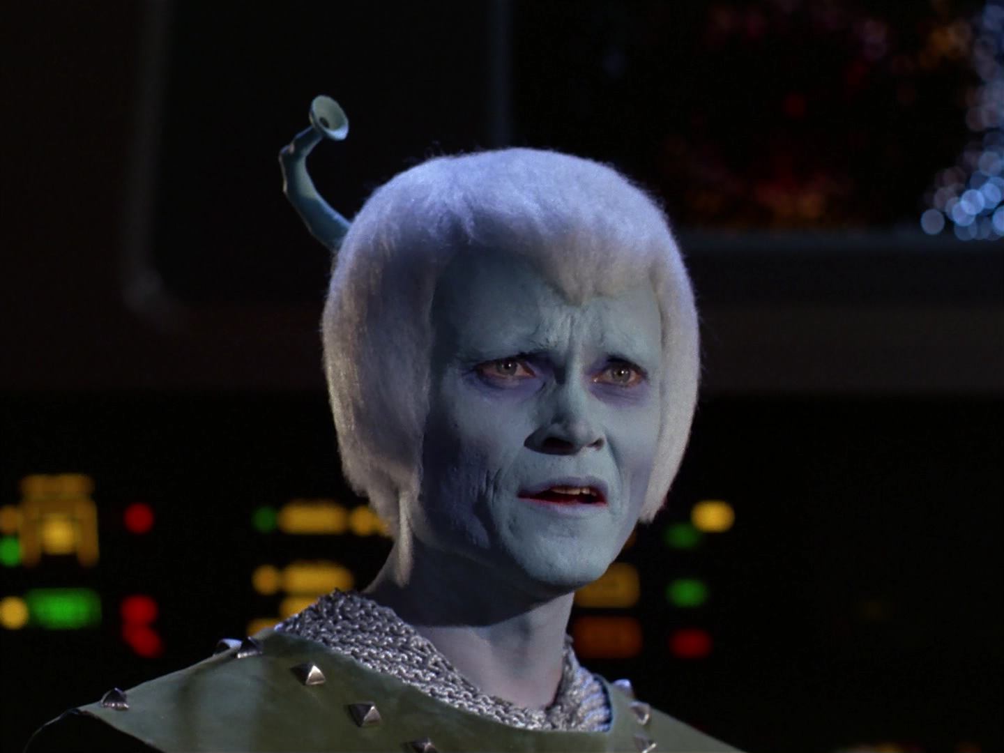ariane179254_StarTrek_2x10_TheJourneyToBabel_3028.jpg