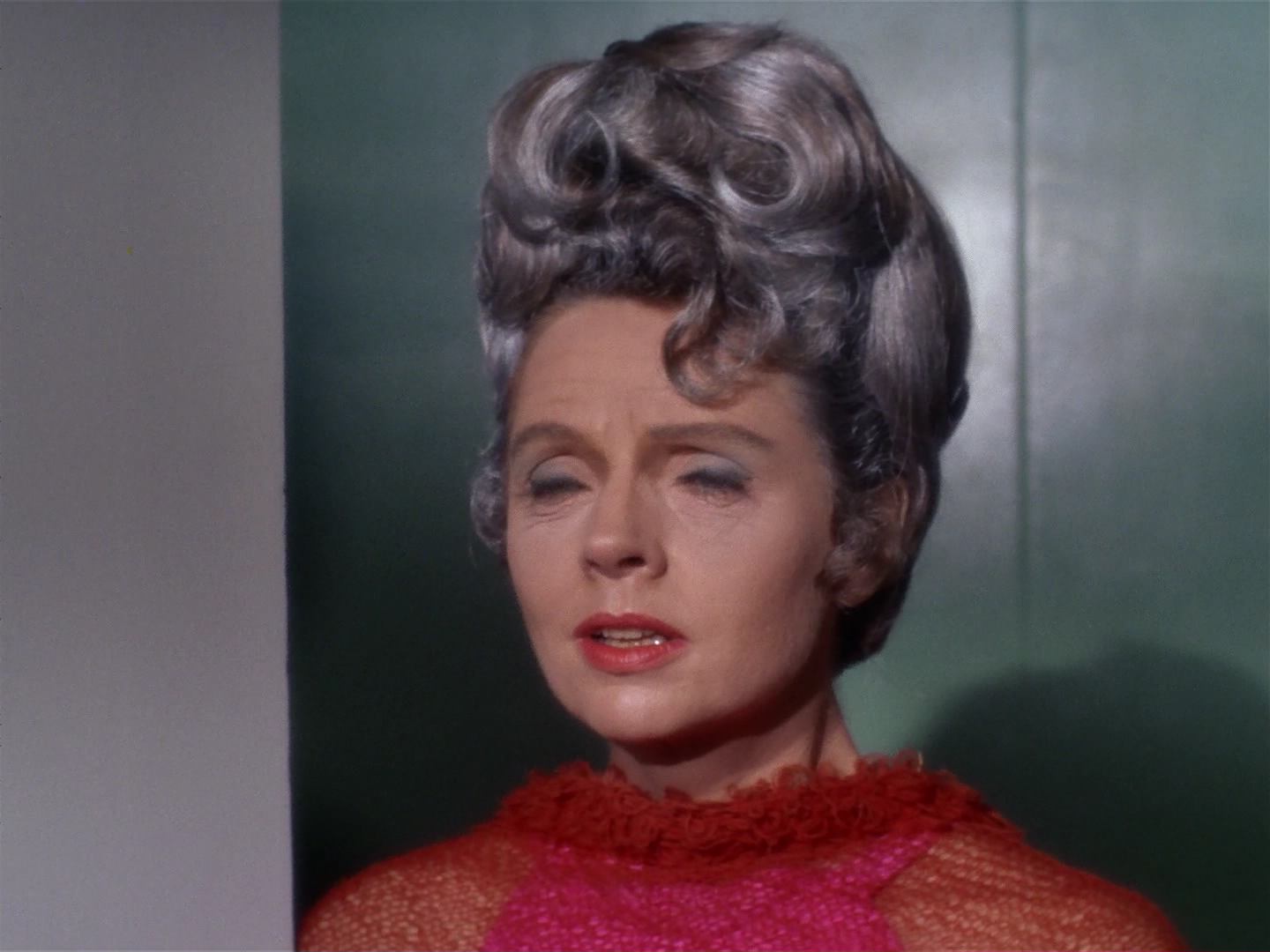 ariane179254_StarTrek_2x10_TheJourneyToBabel_3116.jpg