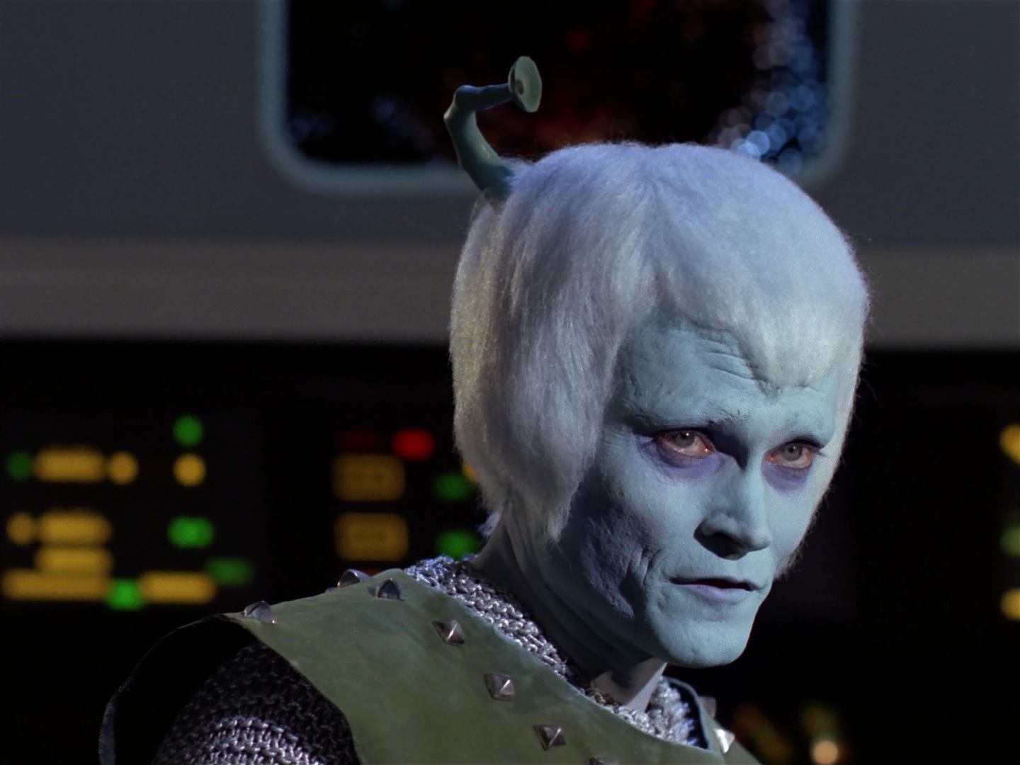 ariane179254_StarTrek_2x10_TheJourneyToBabel_3137.jpg