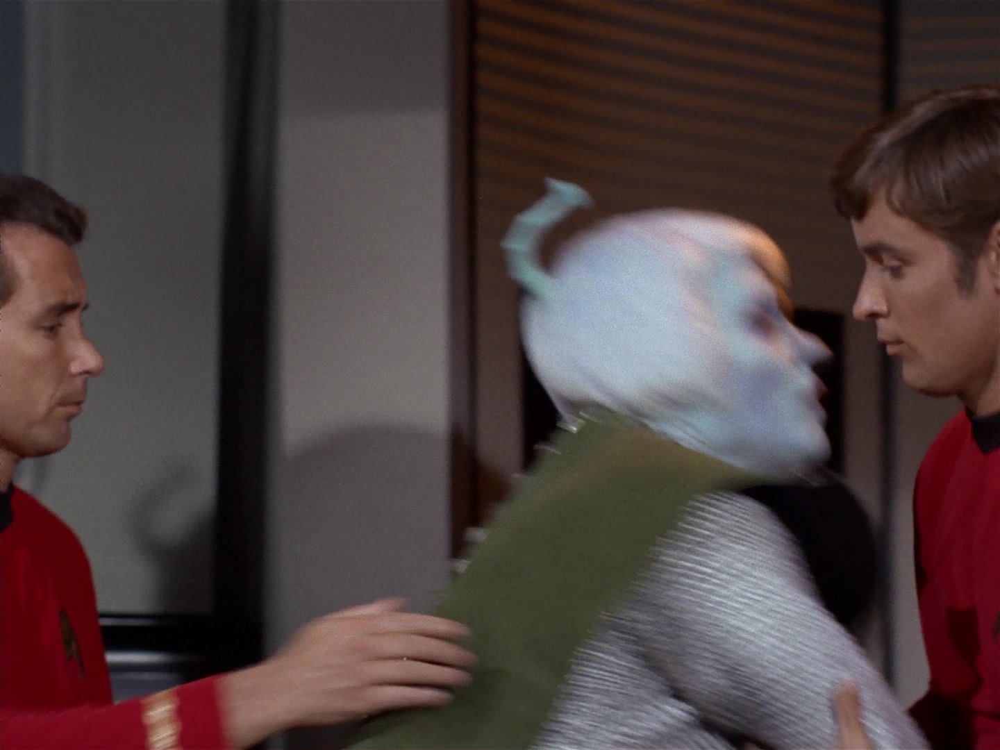 ariane179254_StarTrek_2x10_TheJourneyToBabel_3156.jpg