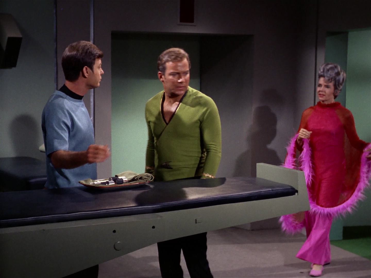 ariane179254_StarTrek_2x10_TheJourneyToBabel_3197.jpg