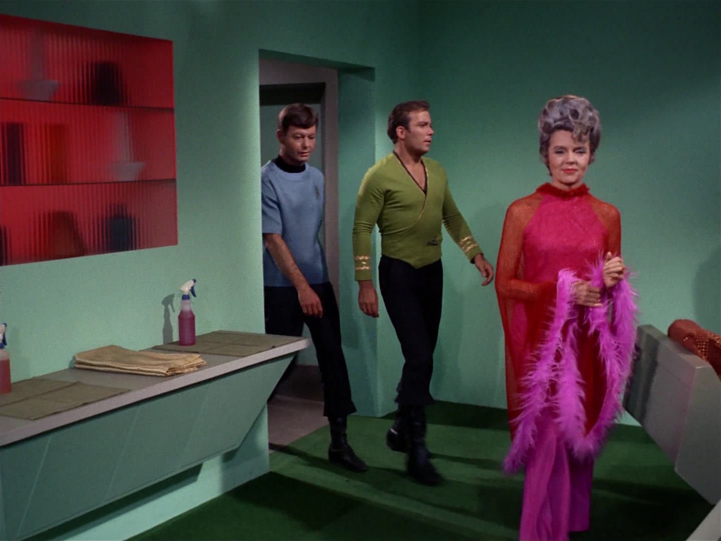 ariane179254_StarTrek_2x10_TheJourneyToBabel_3203.jpg